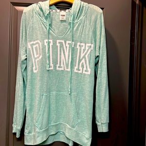 Lady's hoodie top